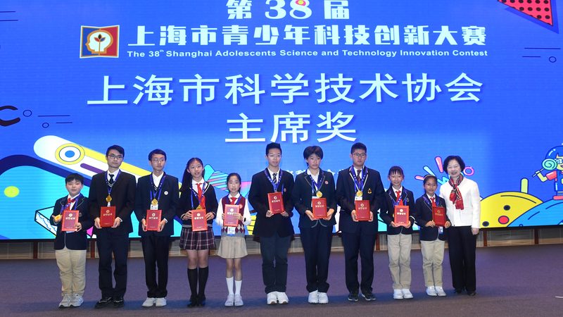网络层负责将感知层采集到的信息传输到应用层。网络层技术标准主要包括：
